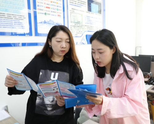 c2f1e6afe18498e2b590f75095e552e_副本.jpg